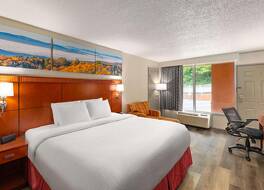 デイズ イン バイ ウィンダム ノックスビル イースト 写真