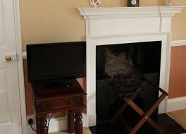 Burnley House 写真