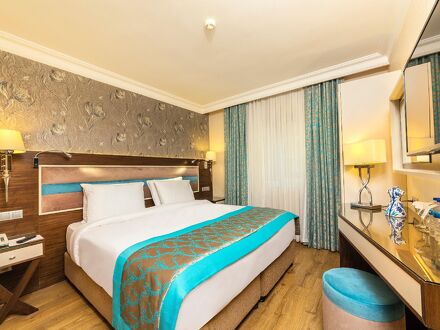 グランド ヤヴズ ホテル 写真