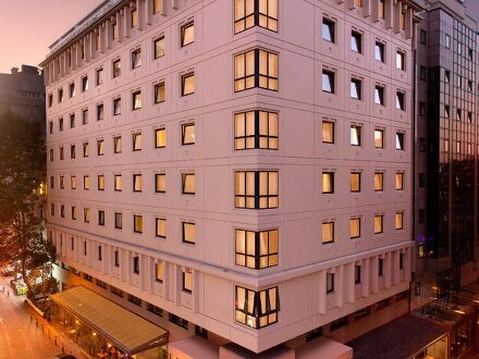 ニッポン ホテル 写真