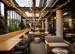 エミリー ホテル 写真