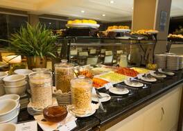 ヴィアーレタワーホテル 写真