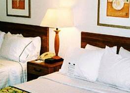 ベストウェスタン プラス ボーリング グリーン 写真