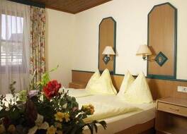 ホテル ガストホフ カムル 写真