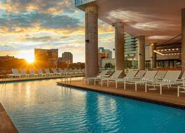 W ナッシュビル 写真