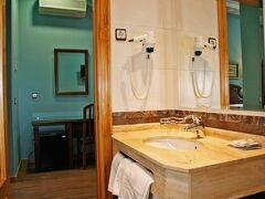 オスタル ヴィクトリア II 写真