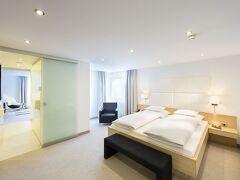 ホテル ロッセル 写真