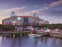 ウォルト ディズニー ワールド スワン 写真