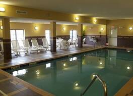 ハンプトン  イン & スイーツ ウォータータウン