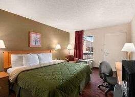 デイズ イン バイ ウィンダム クックビル 写真