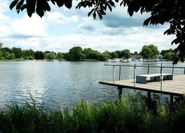 ホテル アム ルイセンプラッツ 写真