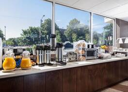 カールトン イン ミッドウェイ 写真