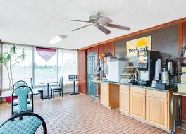 デイズ イン バイ ウィンダム ニューポート 写真