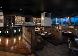 Sheraton Louisville Riverside Hotel 写真