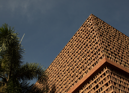 ファーザー ホテル 写真