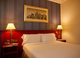 エル アベニーダ パラセ 写真