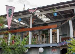 ノマッズ ヌーサ バックパッカーズ ホステル 写真