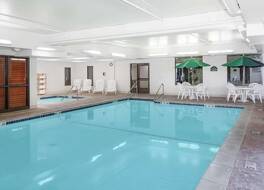 ウィンゲート バイ ウインダム ペオリア 写真