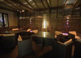 ホリデイ イン エクスプレス プール バイ IHG 写真