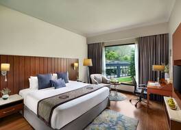 ヴィヴァンタ カトラ ヴイシュノ デヴィ 写真