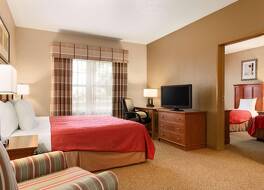 カントリー イン & スイーツ バイ ラディソン シカモア イリノイ 写真