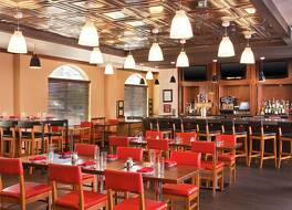 フォー ポインツ バイ シェラトン ルイビル エアポート 写真