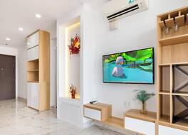 リパブリック タン ソン ニャット エアポート ラグジュアリー 写真