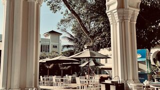 モノポリ オテル ブキティンギ