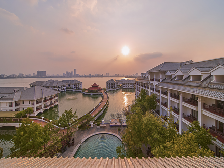 インターコンチネンタル ハノイ ウエストレイク バイ IHG 写真