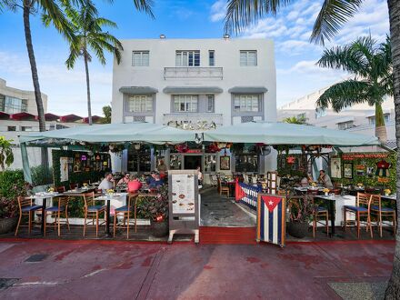 ホテル チェルシー 写真