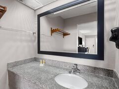 スーパー 8 バイ ウィンダム ブルズ ギャップ グリーンビル エリア 写真