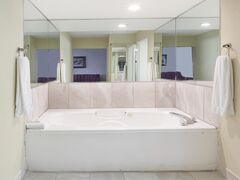 ラマダ バイ ウィンダム レバノン 写真