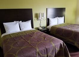 スーパー 8 バイ ウィンダム ゲールズバーグ 写真