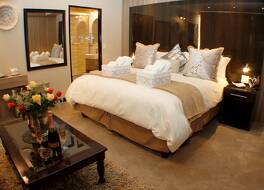 クレット アコモデーション 写真