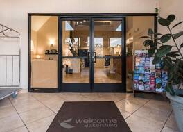 スリープ イン & スイーツ ベーカーズフィールド ノース 写真