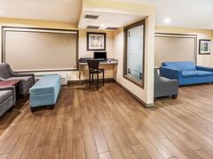 スーパー 8 バイ ウィンダム カルガリー / エアポート 写真