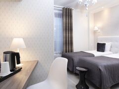 ホテル デ ジュネーブ 写真