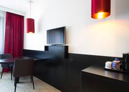 バッション ホテル エインドホーフェン ワールレ