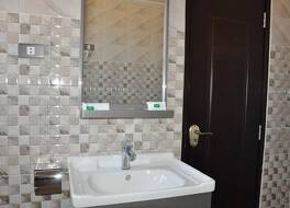 ノース アディス ホテル 写真