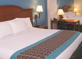 ラ キンタ イン アンド スイーツ バイ ウィンダム ラピッド シティ 写真