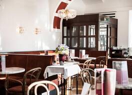 ホテル ダス ヴァイツァー 写真