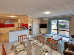 ジェームズ ストリート モーター イン 写真