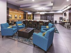 La Quinta Inn & Suites by Wyndham Fort Worth Arlington West 写真