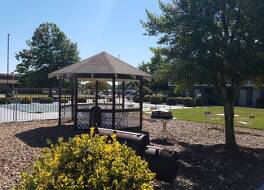 スーパー 8 バイ ウィンダム ベントンビル 写真