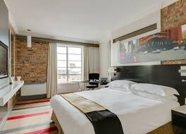 ガーデン コート ビクトリア ジャンクション 写真