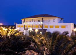 ホテル プルミエール クラッセ ペルピニャン アエロポール