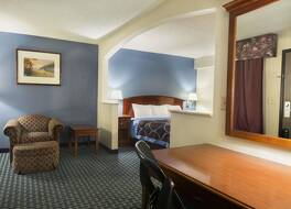 デイズ イン バイ ウィンダム クラークスビル ノース 写真