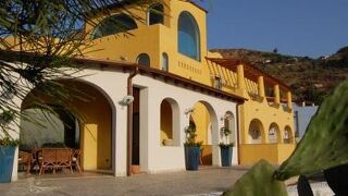 オテル ブーゲンビル