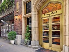 ライブラリー ホテル 写真