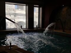 ホテル スパ ル カレンダル 写真